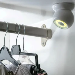 LED-Magnetleuchte „360°“ mit Bewegungsmelder