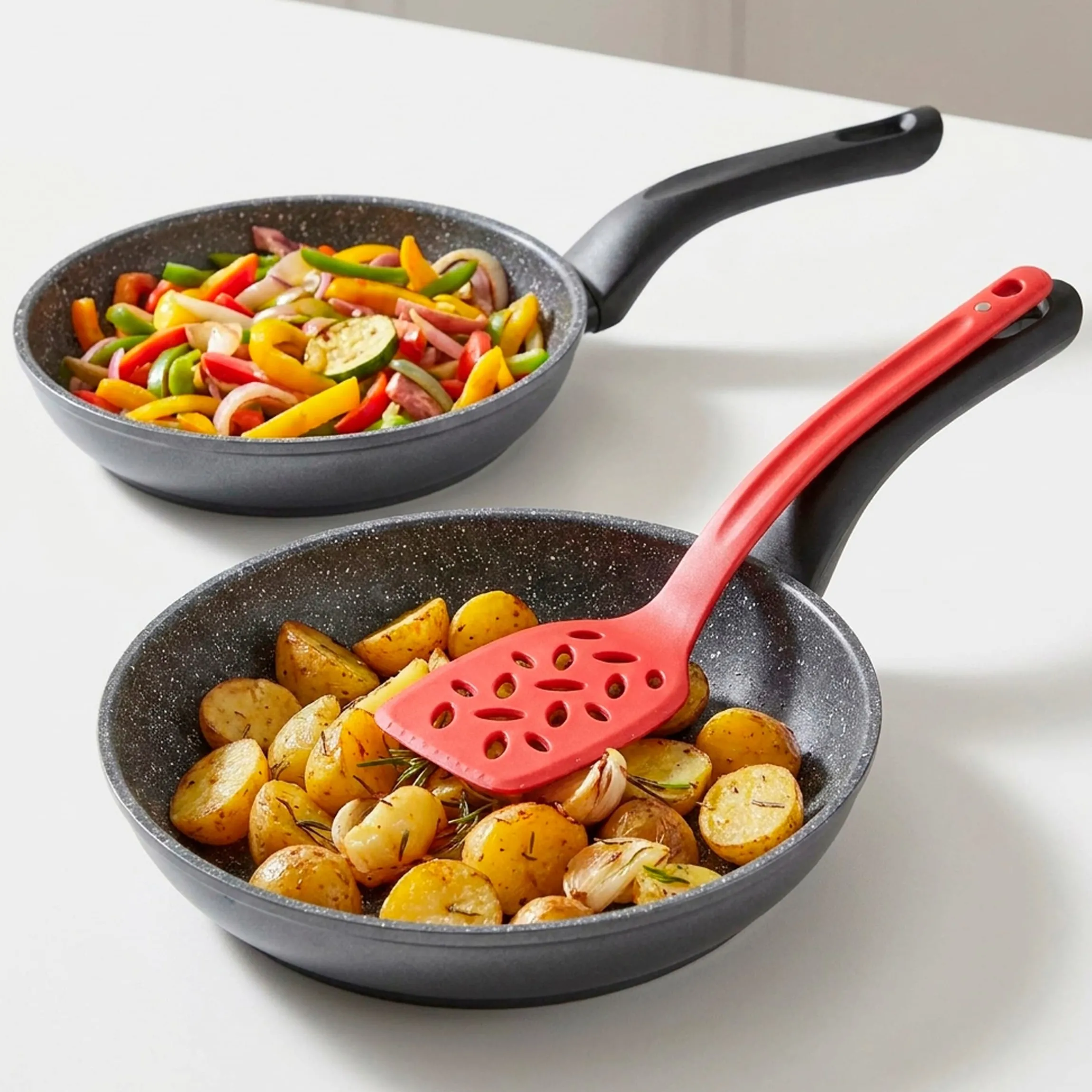 STONELINE Made in Germany Pfannen-Set 6-teilig mit Magnet Griff | ohne Deckel - Schwarz